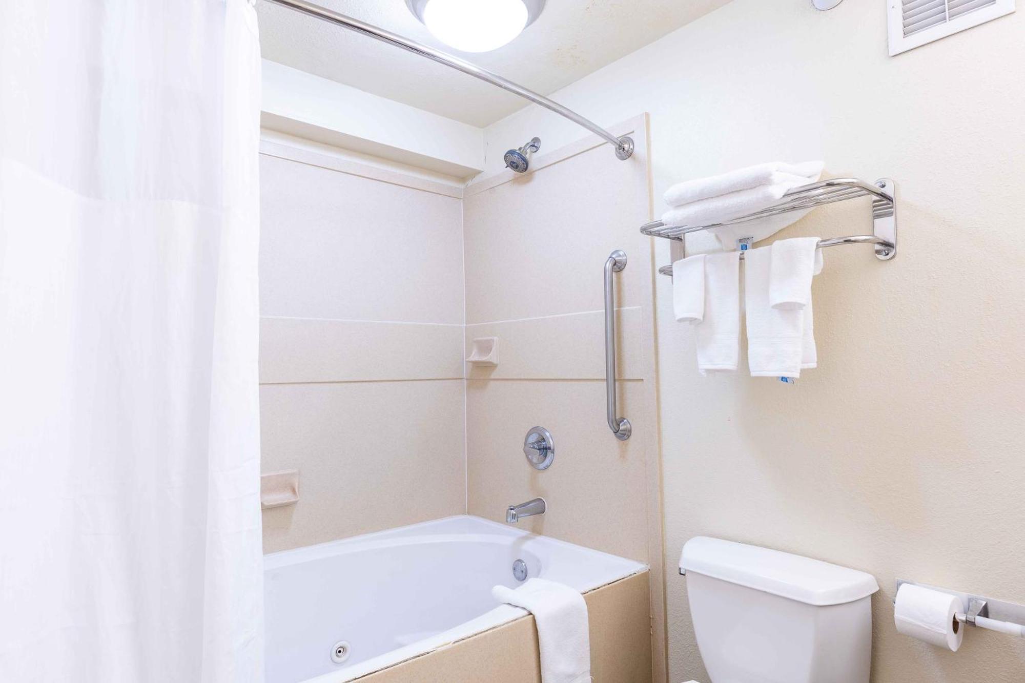 Days Inn By Wyndham Oklahoma City/Moore Ngoại thất bức ảnh